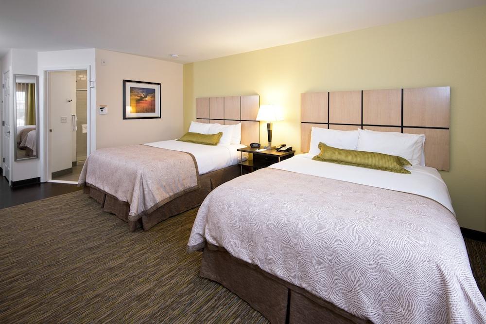 Candlewood Suites Greeley By Ihg Extérieur photo